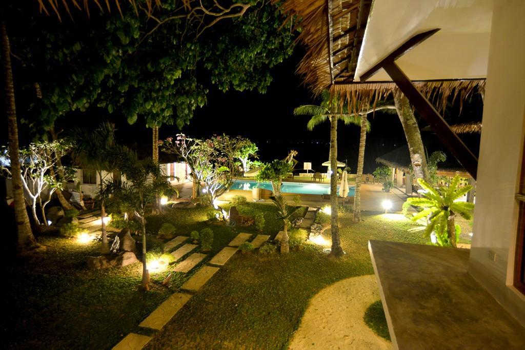 Nabulao Beach Resort Hinoba-an Bagian luar foto