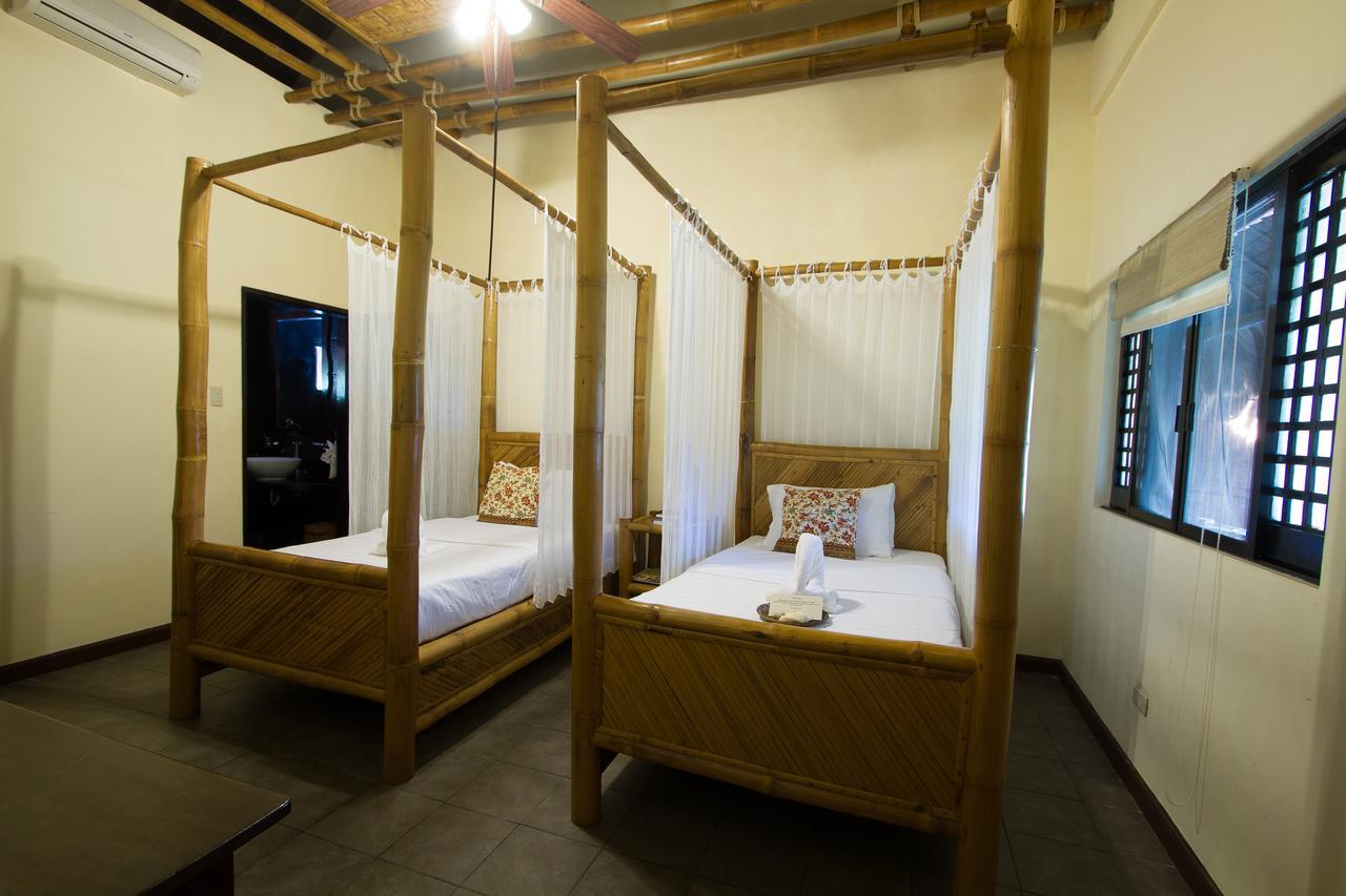 Nabulao Beach Resort Hinoba-an Bagian luar foto
