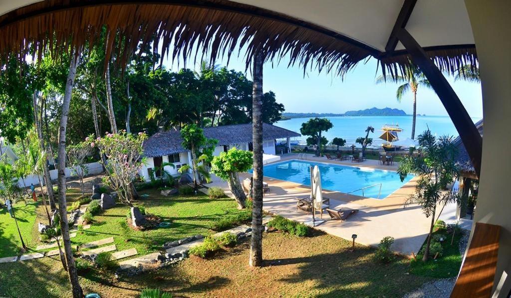 Nabulao Beach Resort Hinoba-an Bagian luar foto